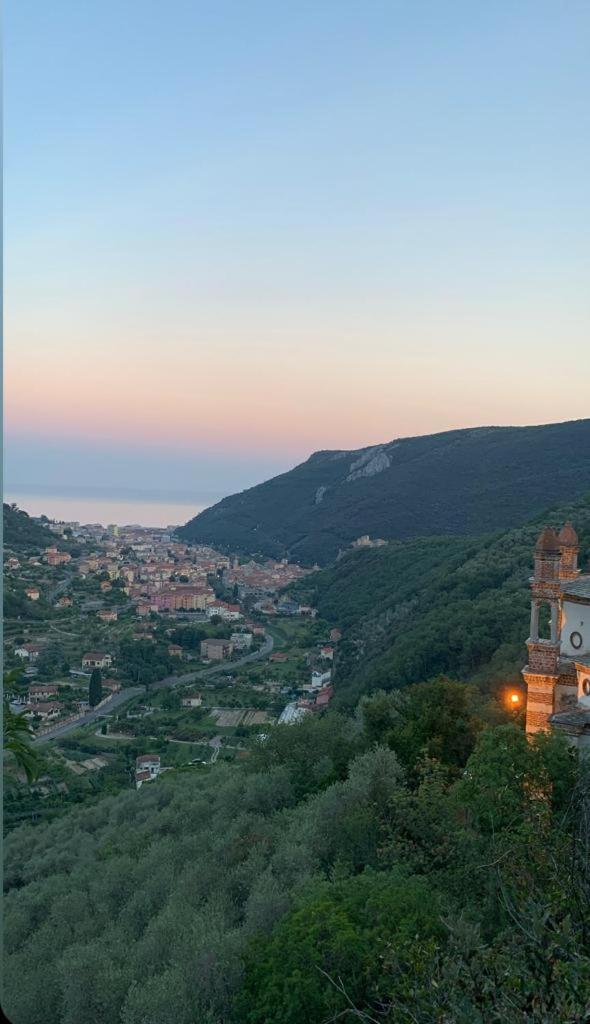 Ca Degli Ulivi Hotel Finale Ligure Ruang foto